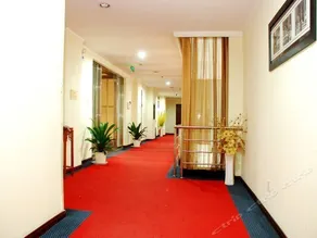 Crystal Business Hotel - Image 3