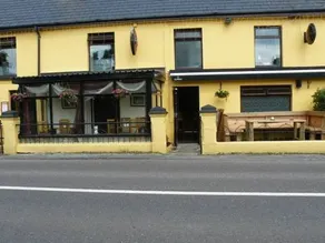 Bridge Bar House - Image 1