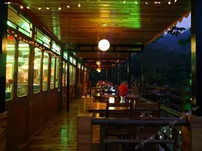 Jingzheng Holiday Hotel - Image 3