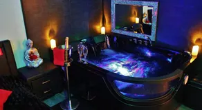 The White Home Broadway Love Room - Image 3