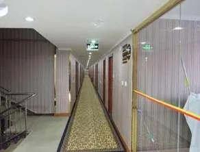 Super 8 by Wyndham Langfang Xianghe FURN City YongTai Rd. - Image 1