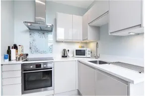 Riverside Apartments - Image 5