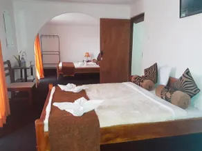 Bezel Bungalow - Image 3