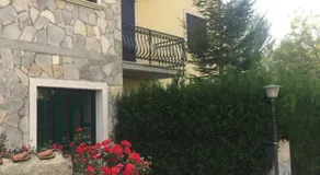 La Petite Maison - Image 3