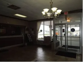 USA Inn & Suites Springfield Ohio - Image 5