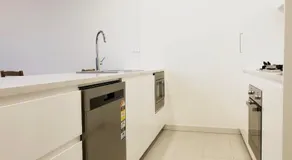 Nice and Clean Apartment with Free Wifi and Netflix - Image 4