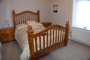 Olivers - Image 3