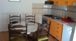 Apartment Andy - Image 4