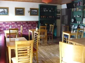 Bridge Bar House - Image 4