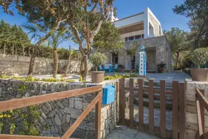Casa Azul - Image 1