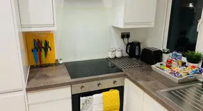 Greenbridge Serviced Apartment - Image 3