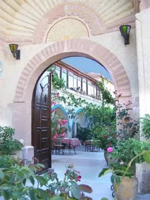 Pacha Hotel - Image 5