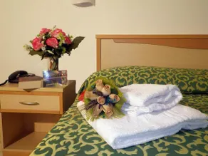 Touring Hotel - Image 5