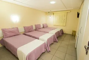 Neuman Hotel - Image 4