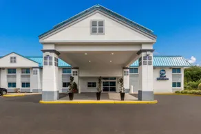 Best Western Burlington Inn - Image 2