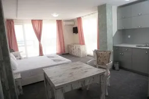 Family Hotel Provence - Image 3