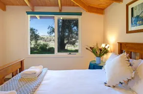 Bluegum Ridge Cottages - Image 3