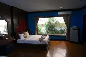 Rasta Hotel - Image 2