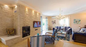 Villa Azzurra Heraki - Image 4