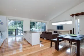 Garden Retreat In Blairgowrie - Image 4