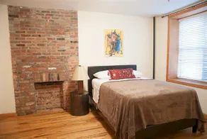 Luxury Suites Upper West Brownstone - Image 2