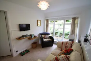 Priory Thatch Cottage - Image 2