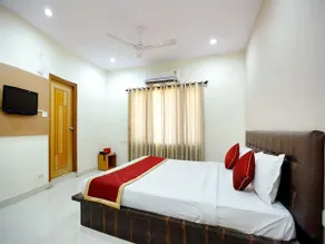 Oyo Rooms Inorbit Mall - Image 4