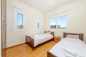Chloe Villa - Image 3