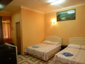 Grand Beach Motel - Image 3