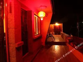 Tinghai Guesthouse - Image 4