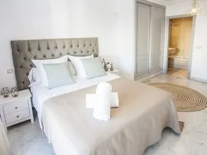 Marina Banus - Image 4