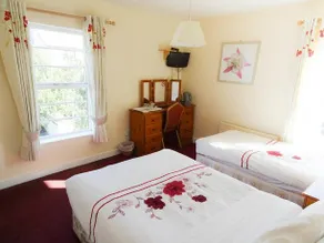Strandhill Hostel And Surf School - Image 2