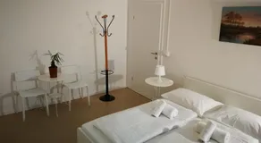 Central Rooms - Image 2