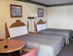 Tulsa Inn & Suites - Image 4