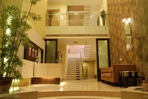 The Avenue by Seasons Hotels - Image 5