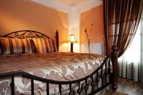 AIOLIDES TRADITIONAL HOMES - Image 5