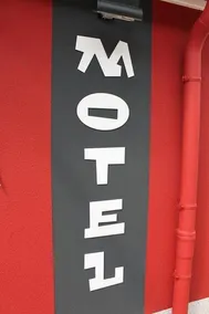 Motel 501 - Image 3