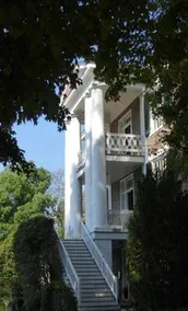 Maple Hall Inn - Image 5
