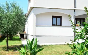 Apartment Nina with private pool - Image 2