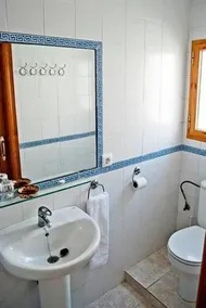Hostal Los Bateles - Image 3