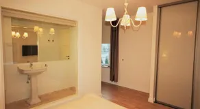 Easy Check In Cozy place Perfect Location - Image 3