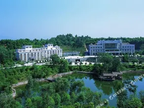 jiexi jingming Holiday Village - Image 5