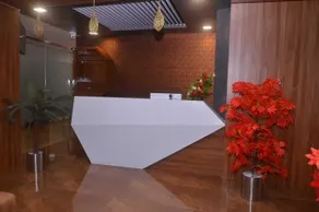 Hotel Radhe Inn - Image 1