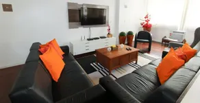 Apartamento Amplo 50 metros praia - Image 2