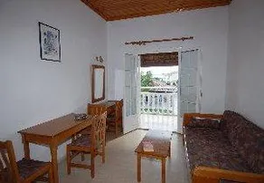 Pythari Apartments - Image 5