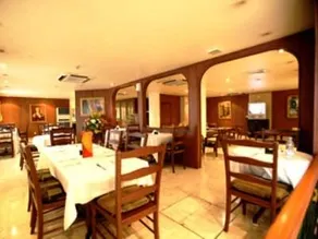 Al Khaleej Holiday Hotel Apartment - Image 3