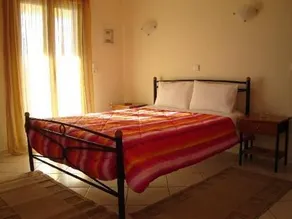 Orama Rooms - Image 5