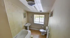 Field House - Image 4