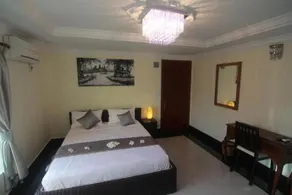 Villa D' Artagnan Hotel & Restaurant - Image 4