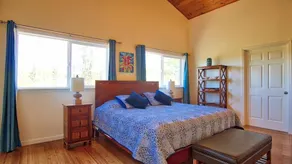 SANDRA'S RAINBOW RETREAT - Image 3